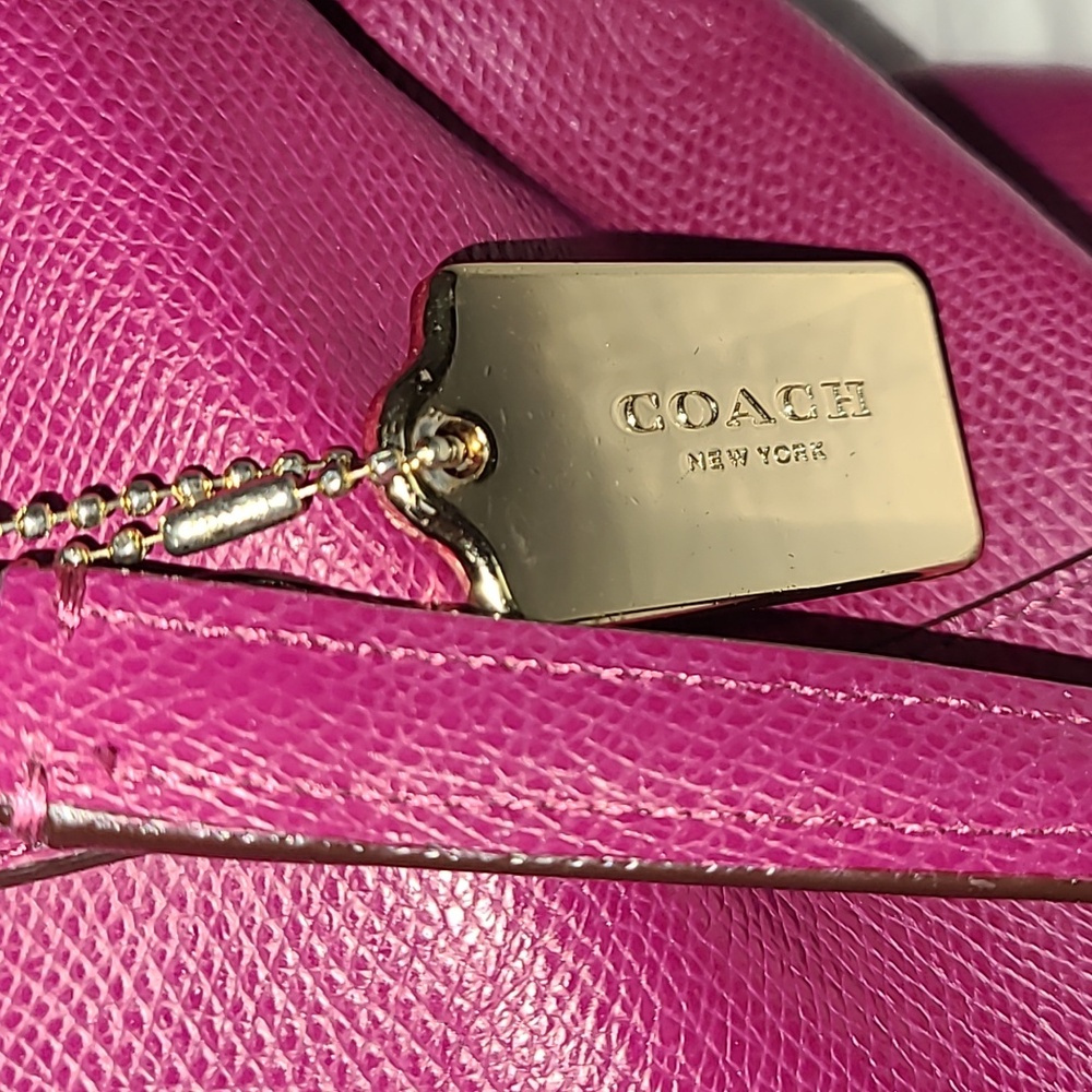 Coach pebbled leather purse color Deep Berry - Picture 4 of 8